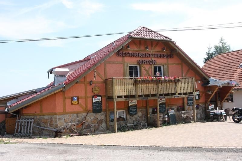 Restaurant Pension-Anton Яхимов Экстерьер фото